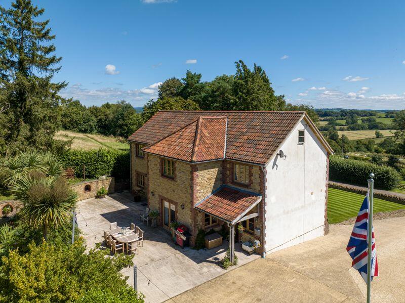 Additional image 19 of Stunning rural home with land near Caste Cary.