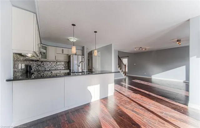 Additional image 26 of 35 Sassafras St