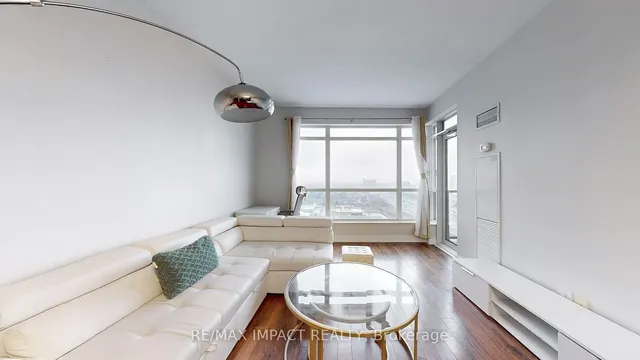 Additional image 14 of 125 Village Green Sq Unit 2212