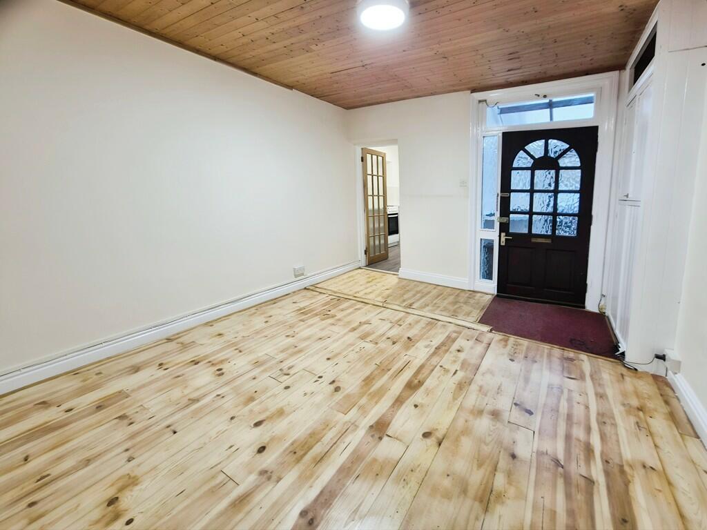 Additional image 10 of Woodland Grove, Yeovil