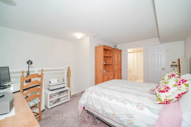 Additional image 30 of 109 Front St Unit 528