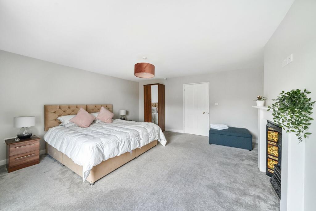 Additional image 11 of Market Place, Castle Cary, BA7