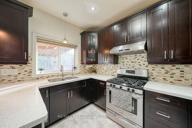 Additional image 13 of 716 Robert Ferrie Dr