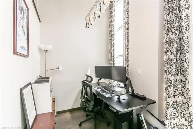 Additional image 24 of 404 King St Unit 117