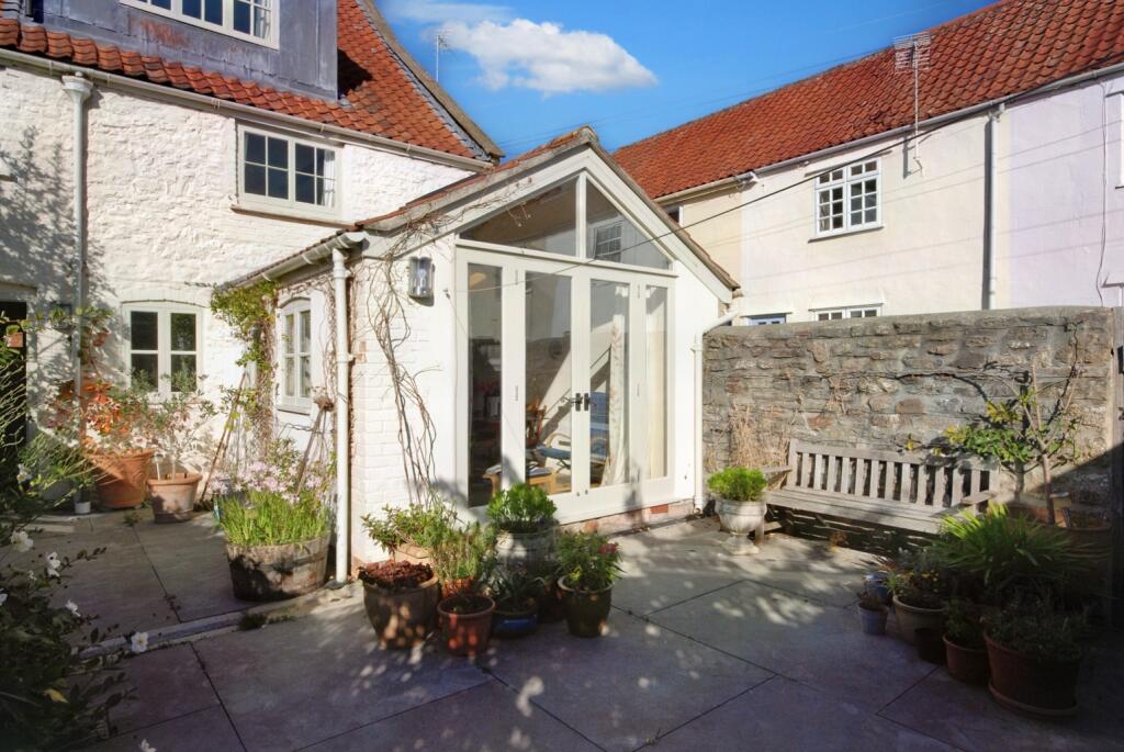 Additional image 17 of WELLS