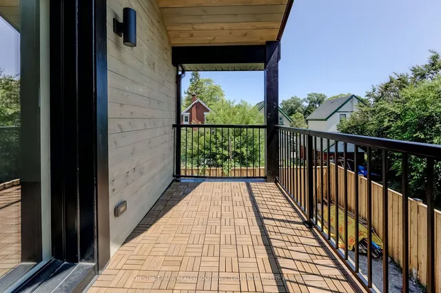 Additional image 40 of 29 Hurst Ave