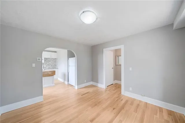 Additional image 18 of 227 FAIRWAY Rd