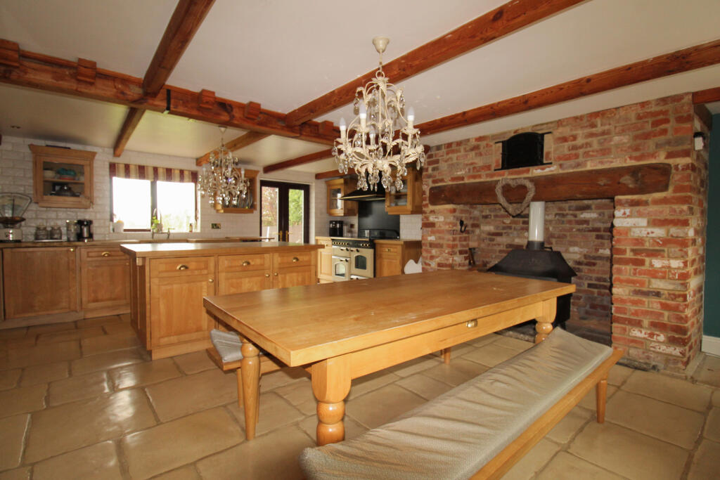 Additional image 5 of Hoopers Pool, Southwick