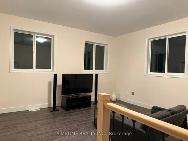 Additional image 17 of 40 Axsmith. Cres