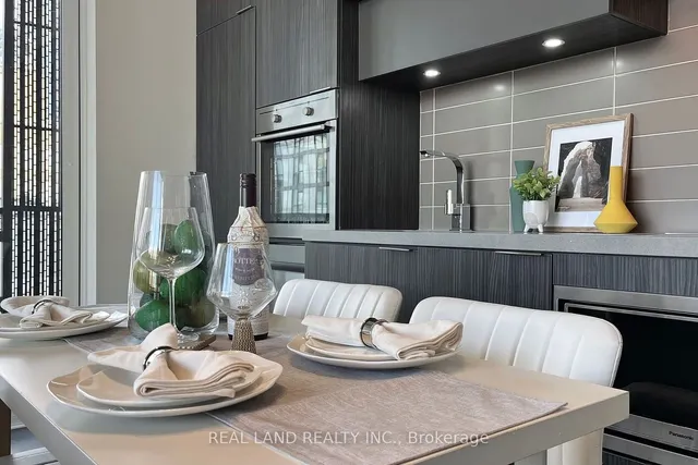 Additional image 16 of 8 Eglinton Ave Unit 608