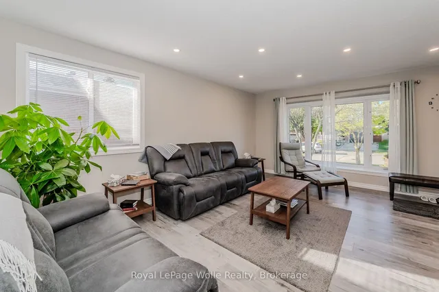 Additional image 12 of 48 Summerhill Cres