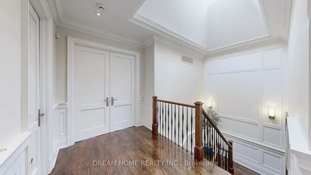 Additional image 16 of 276 Dunview Ave