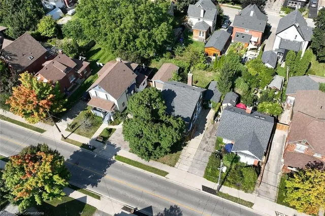 Additional image 43 of 34 Park St