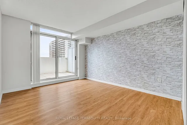 Additional image 21 of 17 Michael Power Pl Unit 505