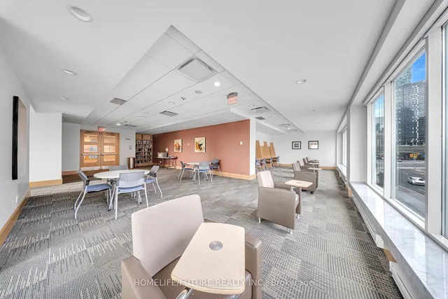 Additional image 31 of 10 Yonge St Unit 1603