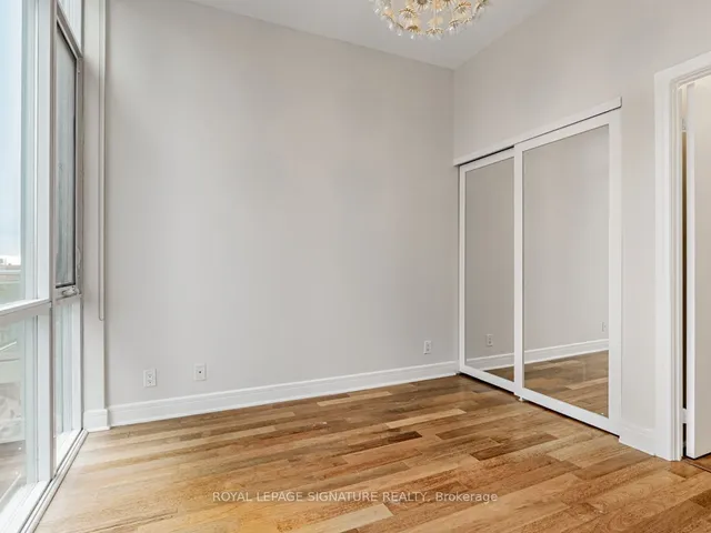 Additional image 27 of 112 George St Unit 813s