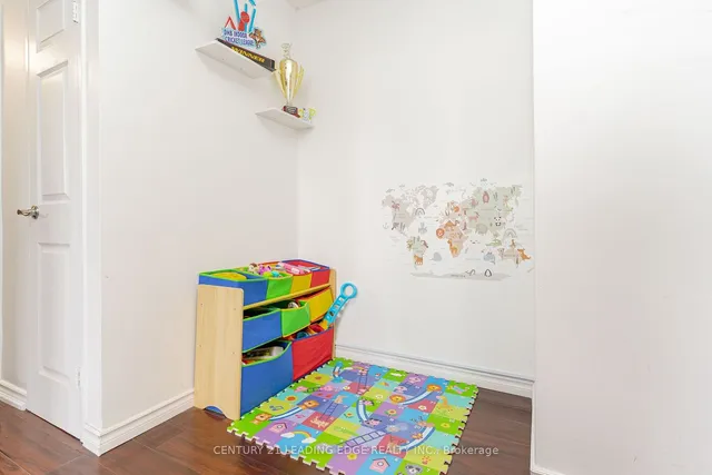 Additional image 14 of 10 Edgecliff Gfwy Unit PH04