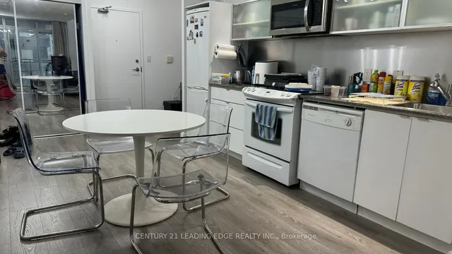 Additional image 9 of 4K Spadina Ave Unit 1523