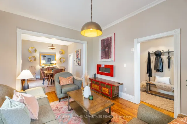 Additional image 8 of 632 Woodbine Ave