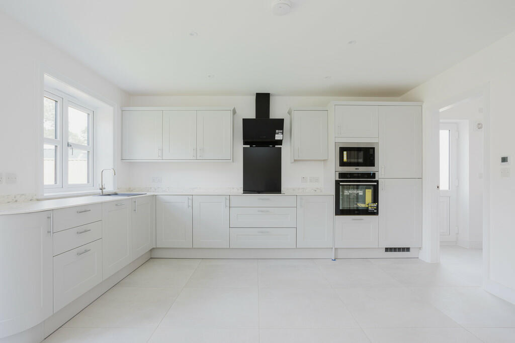 Additional image 4 of Petticoat Lane, Dilton Marsh