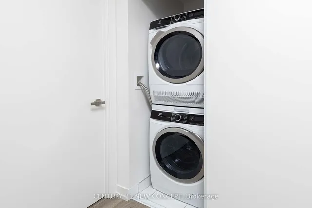 Additional image 11 of 55 cooper St Unit 7702