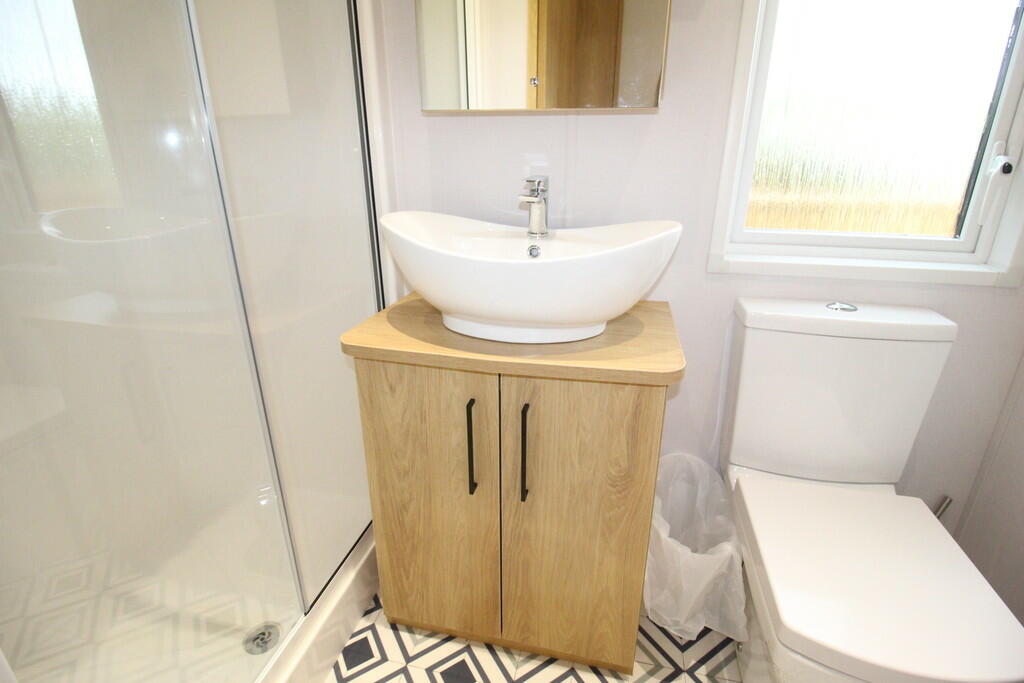 Additional image 10 of Lake View, Brokerswood Holiday Park, Brokerswood