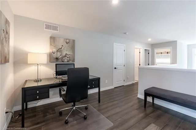 Additional image 22 of 955 Stonecliffe Walk