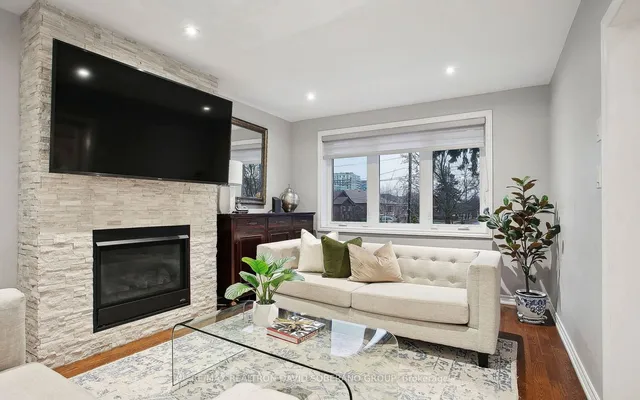 Additional image 3 of 19 Vinci Cres