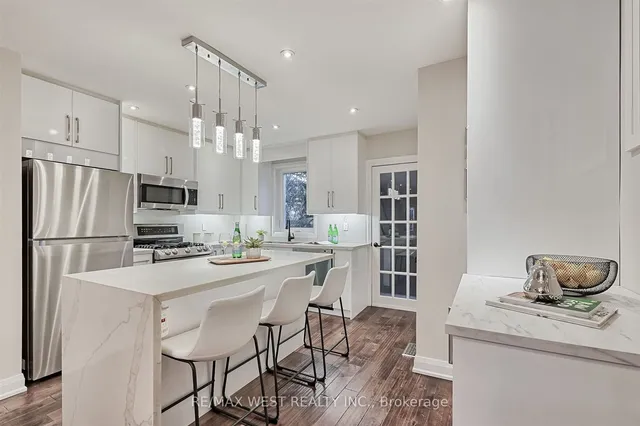 Additional image 13 of 427 Strathmore Blvd