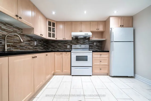 Additional image 34 of 42 Kenhatch Blvd