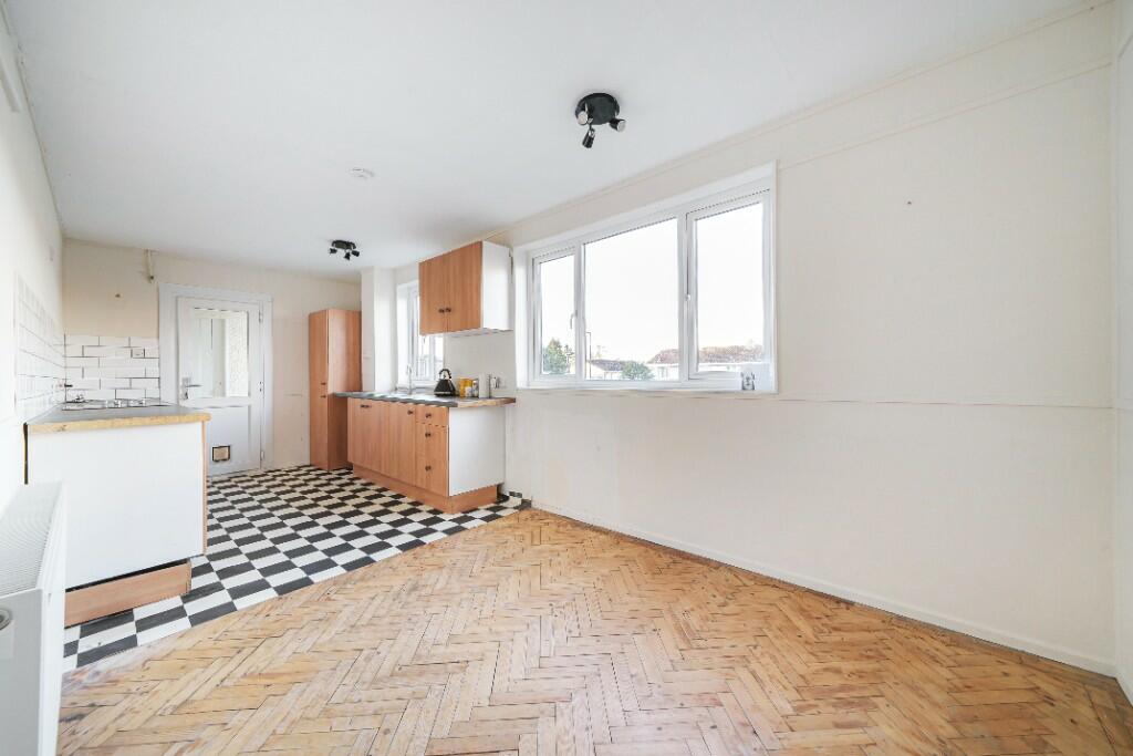 Additional image 12 of 14 Shaws Way, Bath, Somerset, BA2