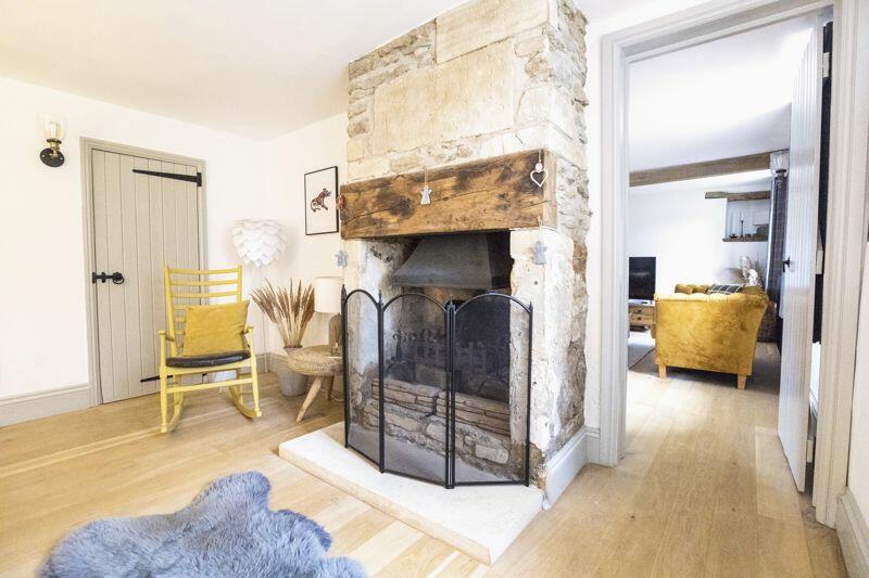 Additional image 22 of Holt