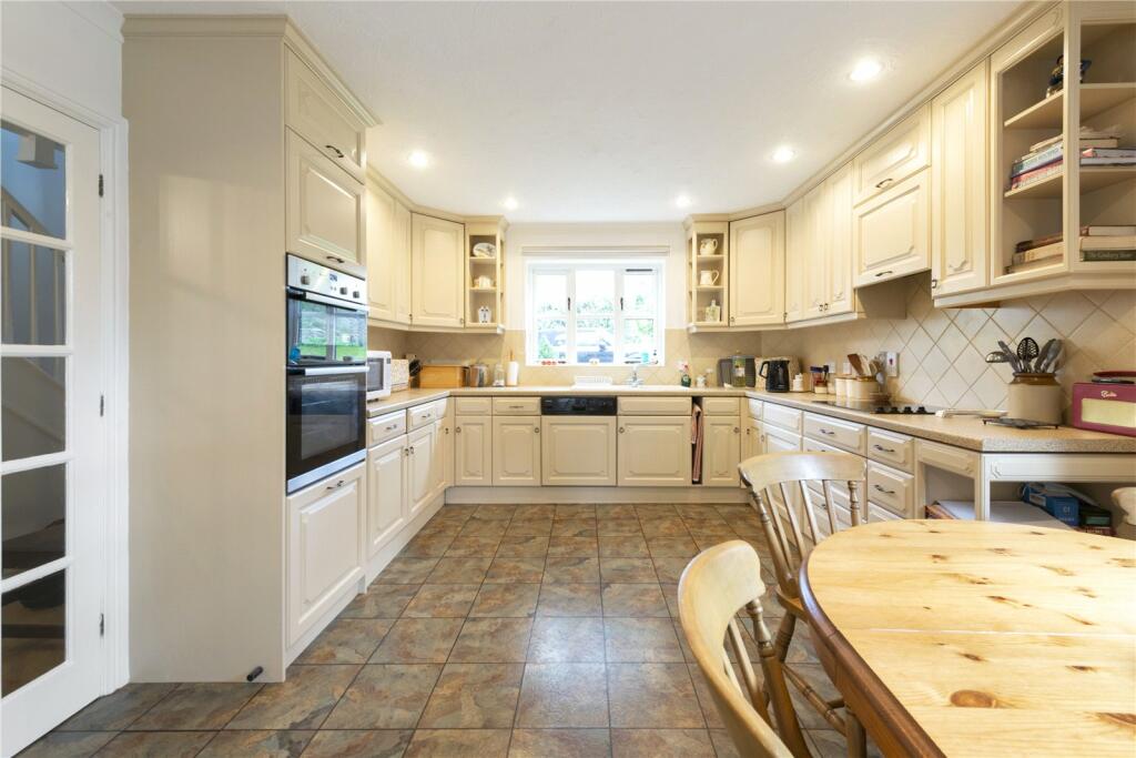 Additional image 4 of Church Street, Henstridge, Templecombe, Somerset, BA8