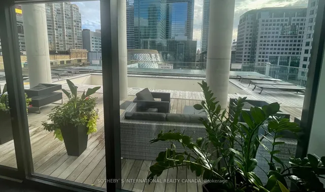 Additional image 16 of 224 King Street West St Unit 1907