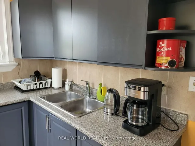 Additional image 3 of 46 Connaught Ave