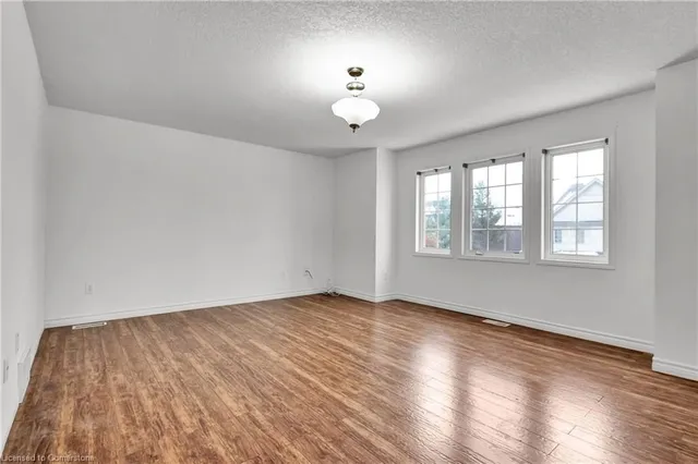 Additional image 15 of 110 Activa Ave Unit E32