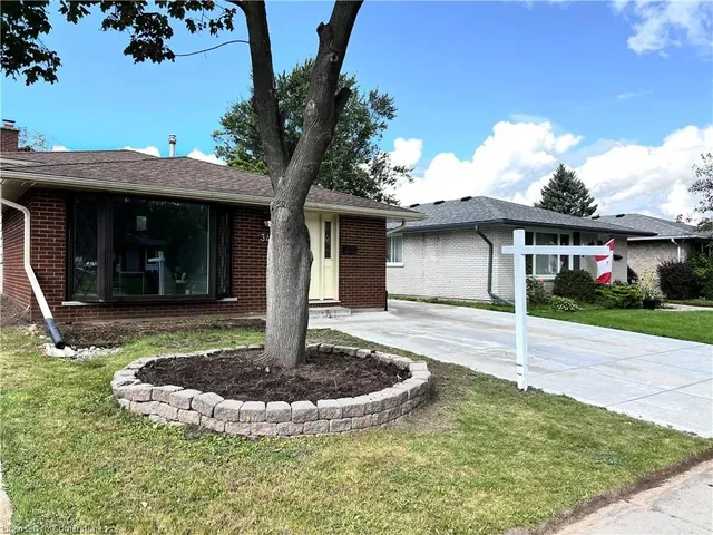 Additional image 2 of 34 Appalachian Cres