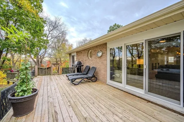 Additional image 44 of 57 Tinatawa Crt