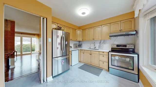 Additional image 9 of 227 Hollyberry Tr