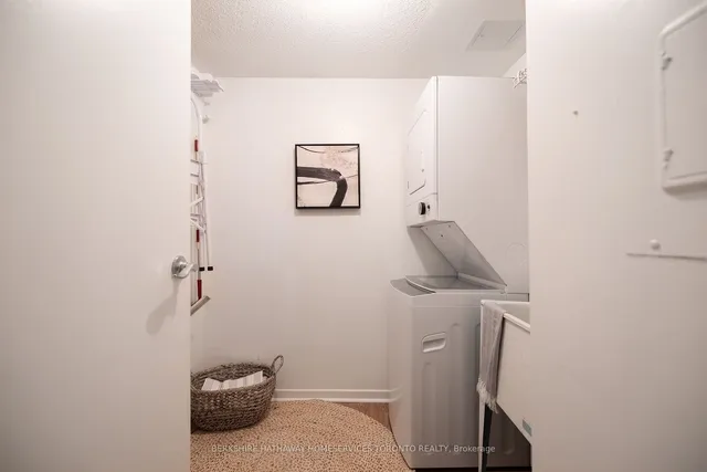 Additional image 11 of 71 Front St Unit 704