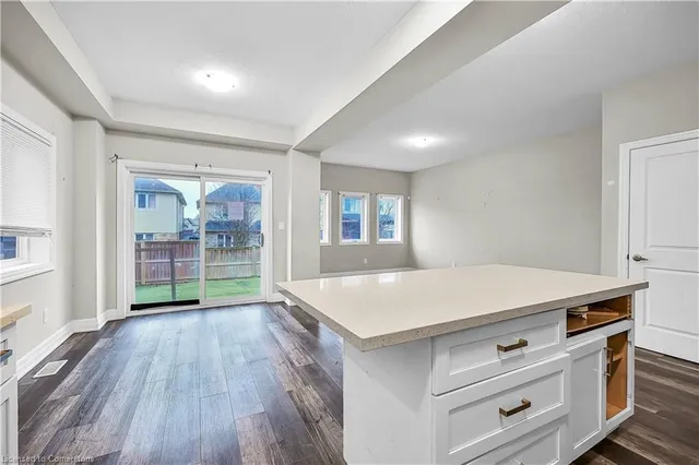 Additional image 16 of 31 Pondcliffe Drive Dr