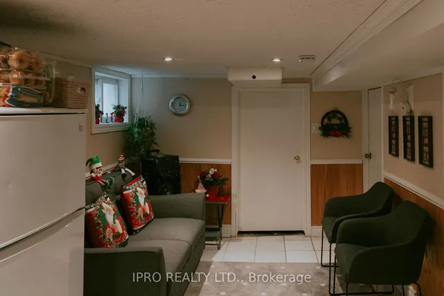 Additional image 17 of 183 Livingstone Ave