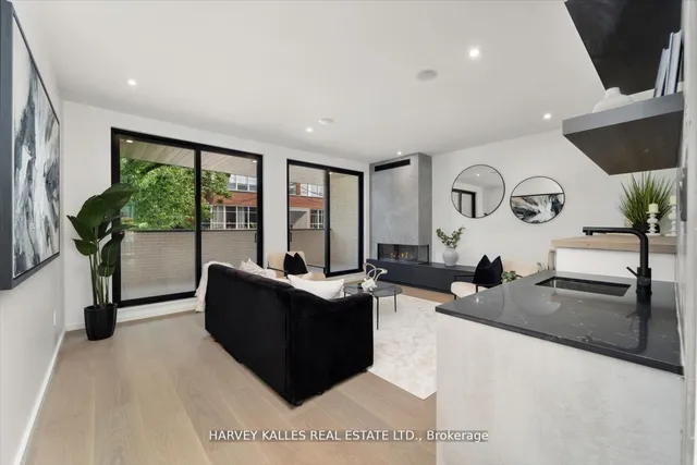 Additional image 13 of 697 Richmond St