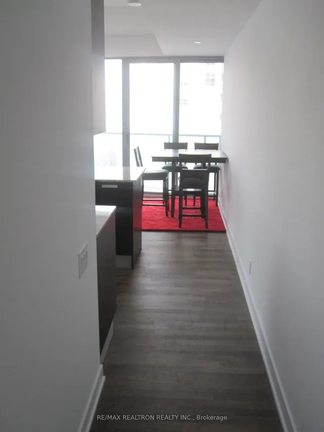 Additional image 4 of 1815 Yonge St Unit 1006
