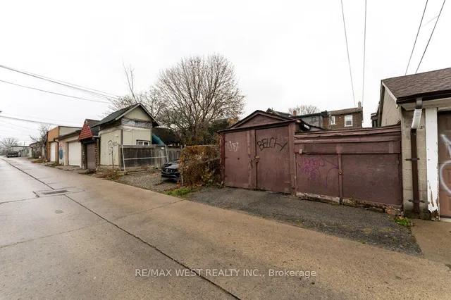 Additional image 37 of 26 Greenlaw Ave