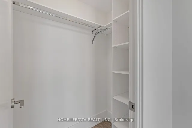 Additional image 19 of 118 Merchants' Wharf Unit 415