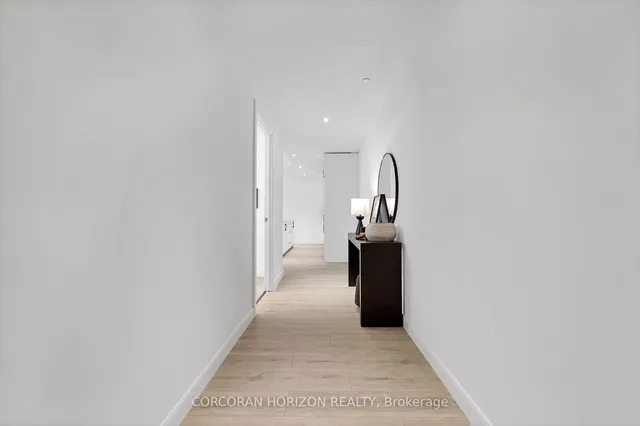 Additional image 17 of 741 King St Unit 202