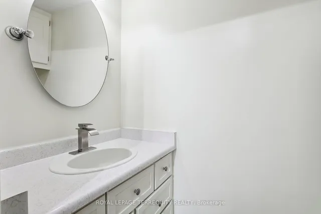 Additional image 20 of 714 The West Mall Unit 909