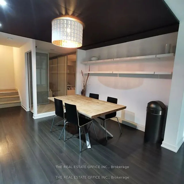 Additional image 6 of 112 Fort York Blvd Unit G09