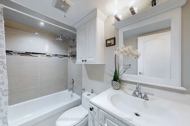 Additional image 17 of 135 Antibes Dr Unit 1706